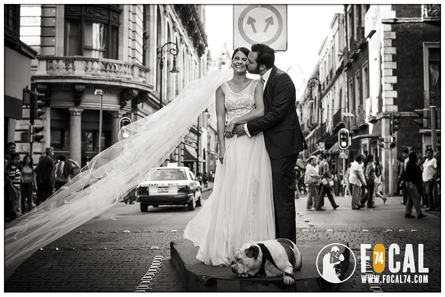 LORENA + PABLO + KUN – PORTRAITS OF LOVE AND DEVOTION